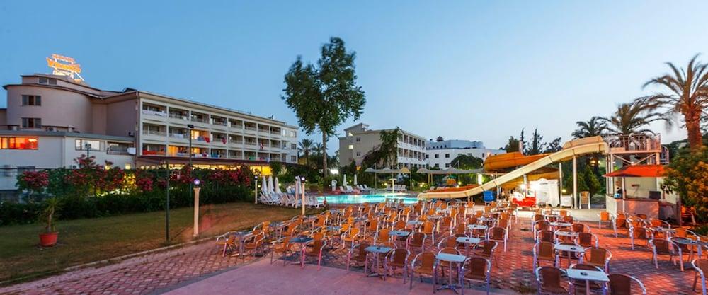 Venus Hotel Side Bagian luar foto